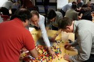 Défi Lego animé par MadCityZen pour un team building créatif et collaboratif. | © MadCityZen